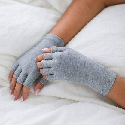ElaysaCare™ Bamboo Gloves